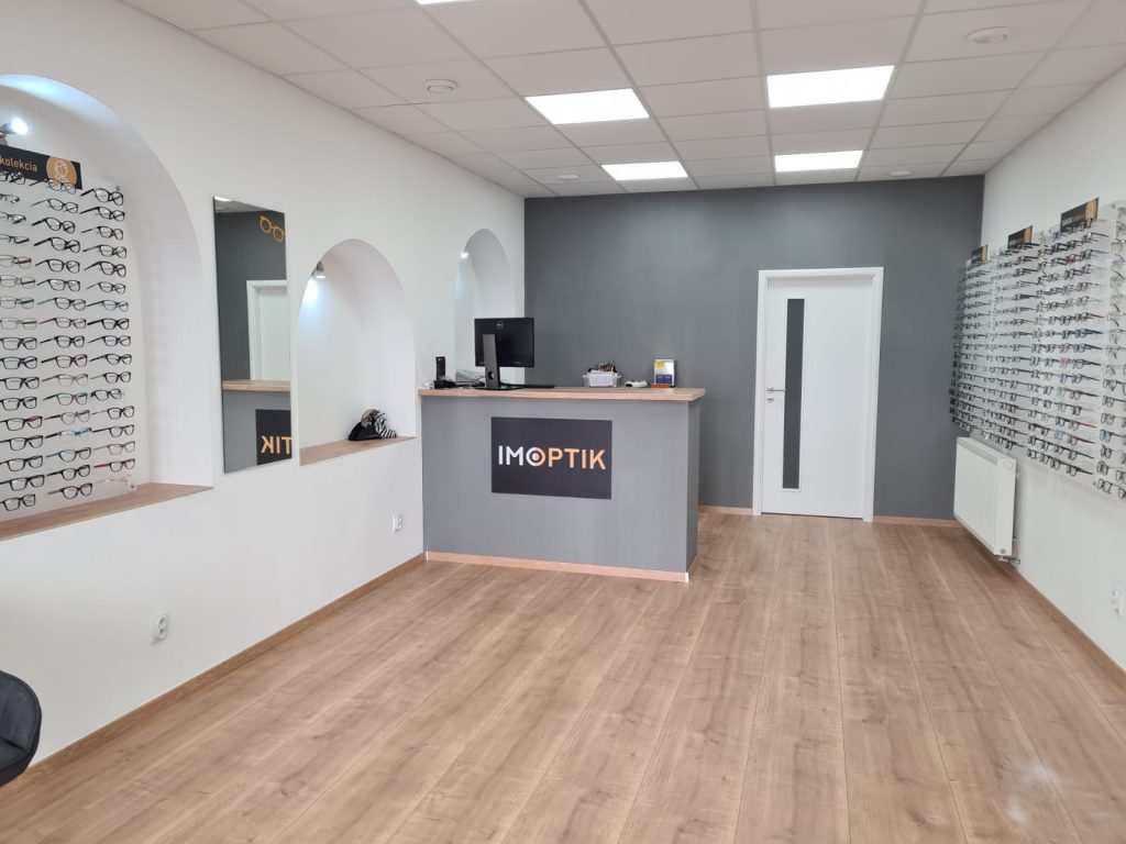 Optika Vrbové 03
