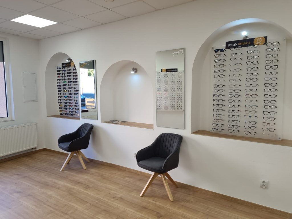 Optika Vrbové 04